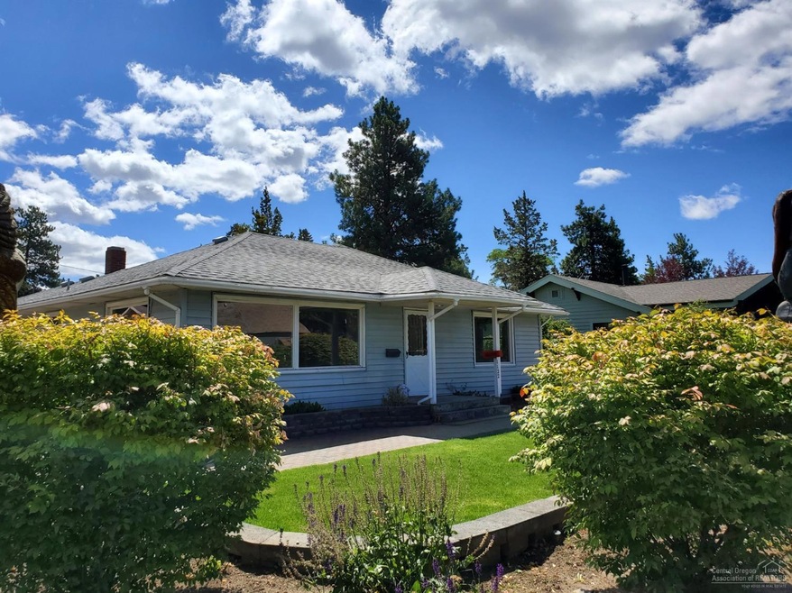 1122 NE 6th St, Bend, OR 97701 - photo 1