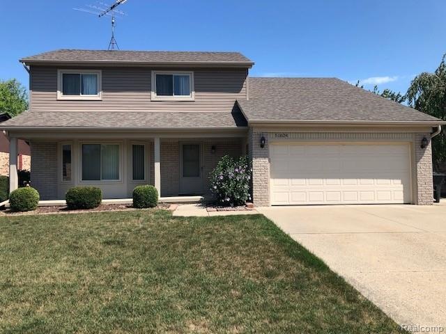 51624 Mitchell Dr, New Baltimore, MI 48047 - photo 1