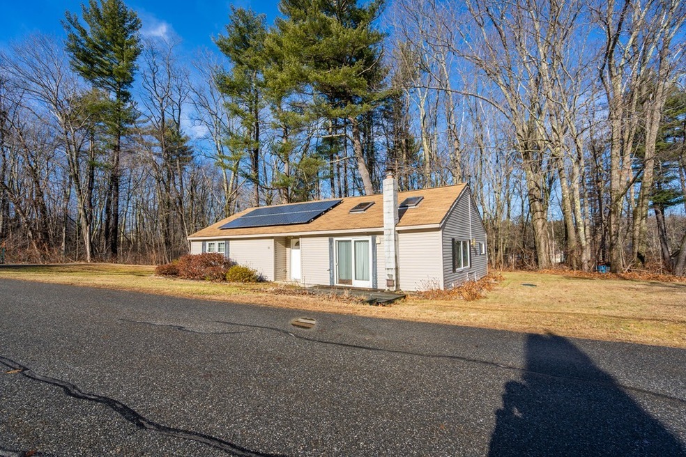 11 Sherman Grove, Spencer, MA 01562 - photo 1