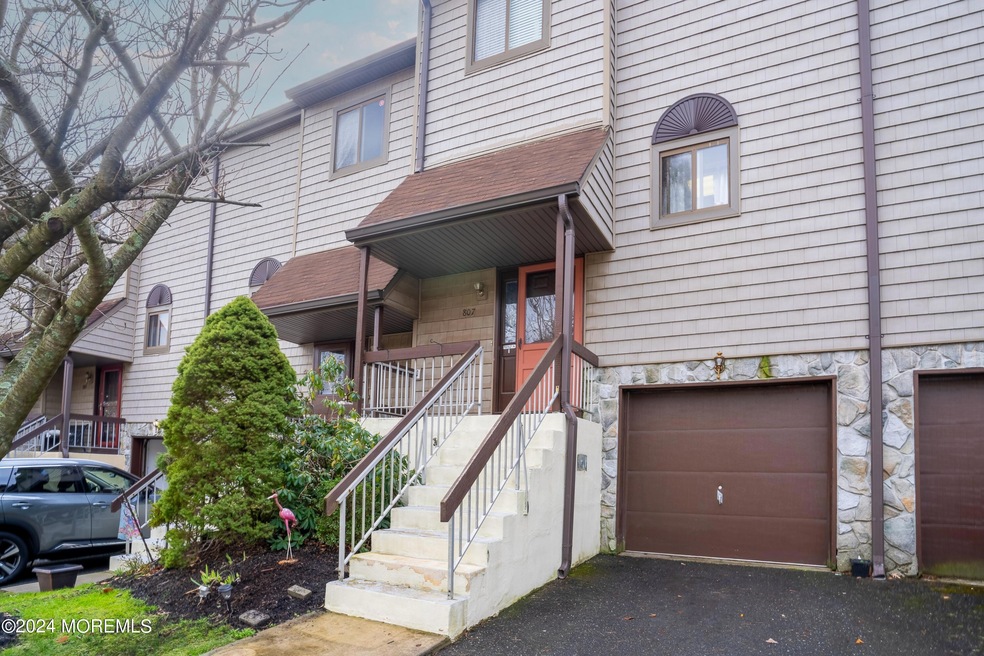 807 Alpine Trail