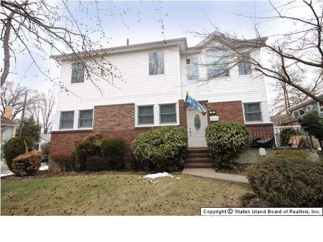 75 Melrose Ave, Staten Island, NY 10301 - photo 1