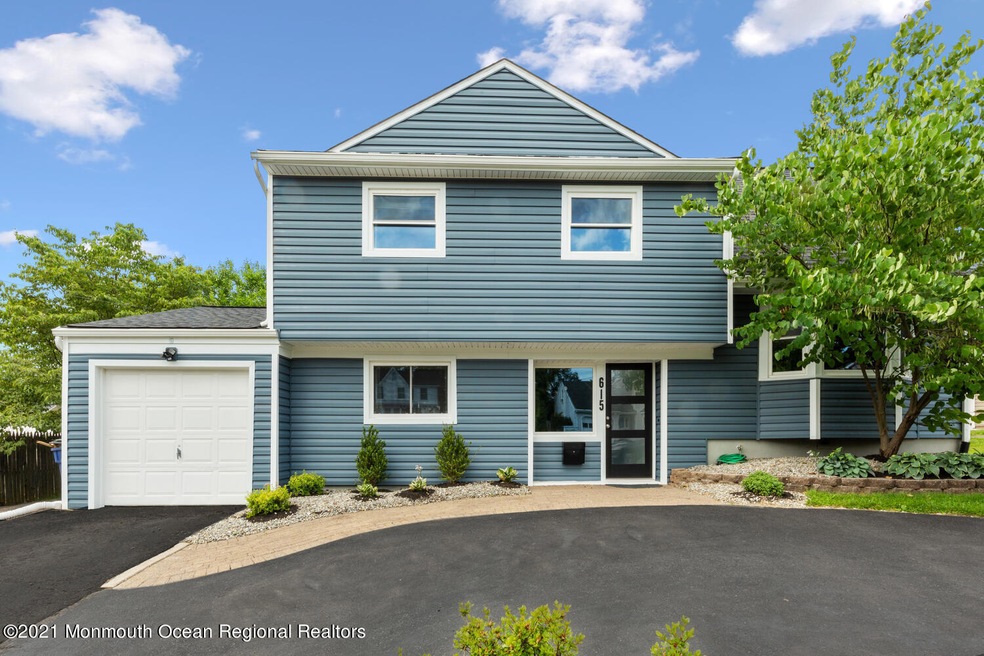615 Laurel Avenue Hazlet NJ-large-001-03