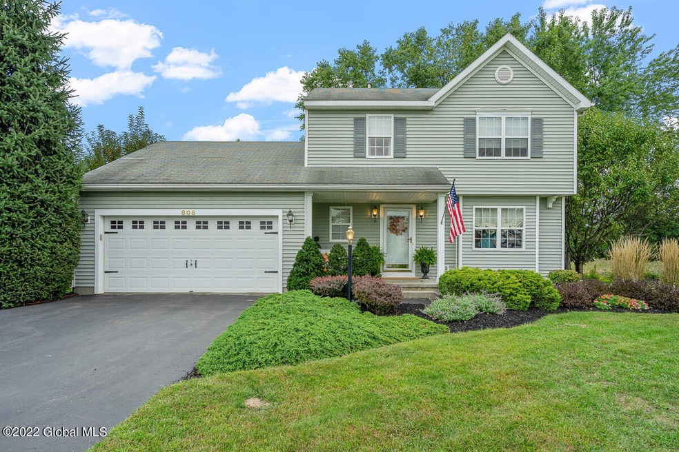 806 North Crest Court Schenectady NY 004