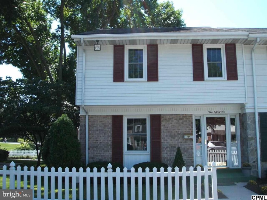 986 E Maple St, Palmyra, PA 17078 - photo 1