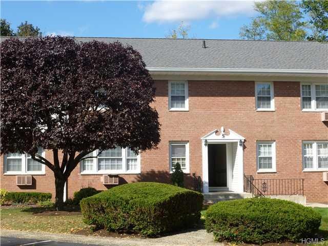 58 Roundtree Cir, Piermont, NY 10968 - photo 1
