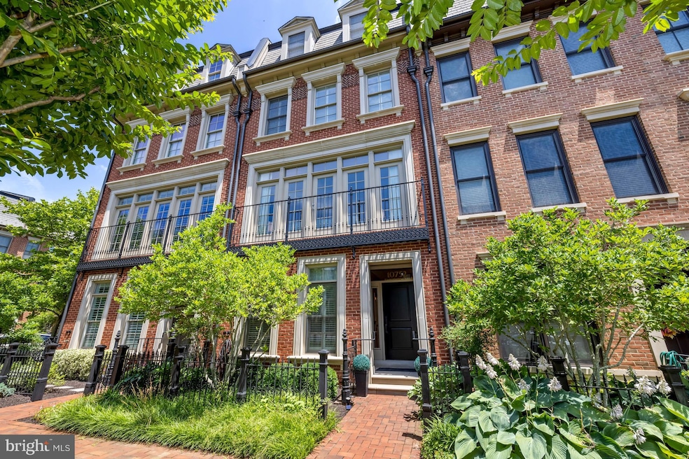 10752 Symphony Park Dr, North Bethesda, MD 20852 - photo 1