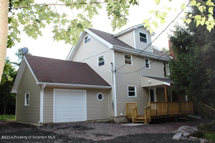 156 Laurel Ln, Blakeslee, PA 18610 - photo 1