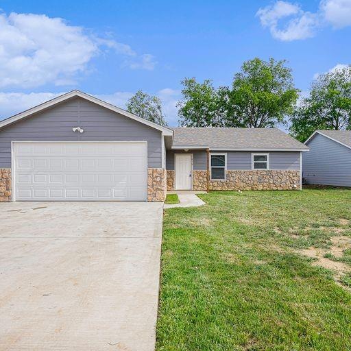 416 N Cleburne Whitney Rd, Rio Vista, TX 76093
