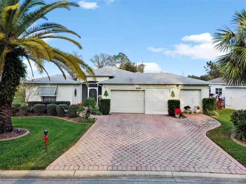 3 bedroom, 2 bath Stucco Home with 2 car plus golf cart garage