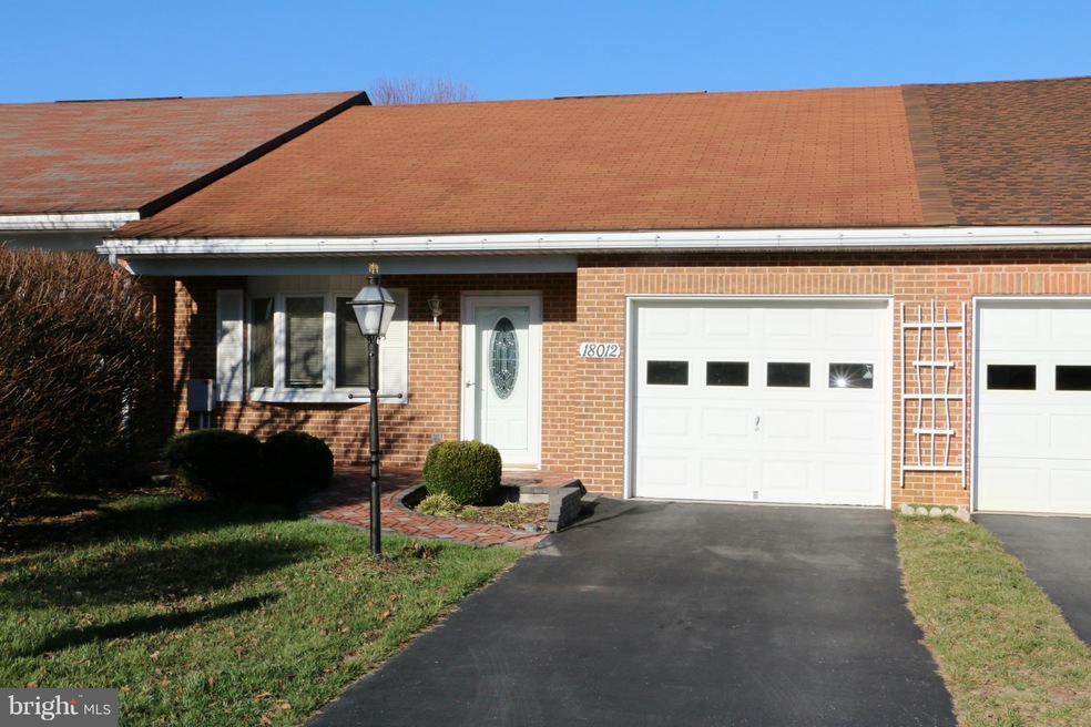 18012 Putter Dr, Hagerstown, MD 21740 - photo 1