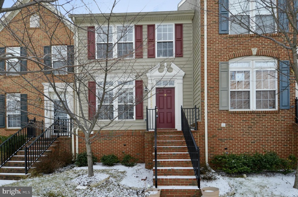 12032 Chestnut Glen Rd, Clarksburg, MD 20871 - photo 1