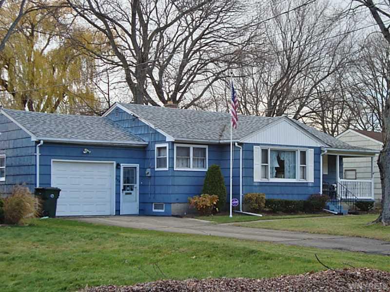 286 Homestead Dr, North Tonawanda, NY 14120 - photo 1