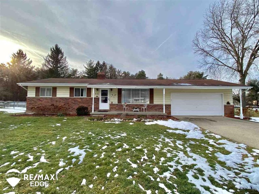 416 River Bend Dr, Flushing, MI 48433 - photo 1