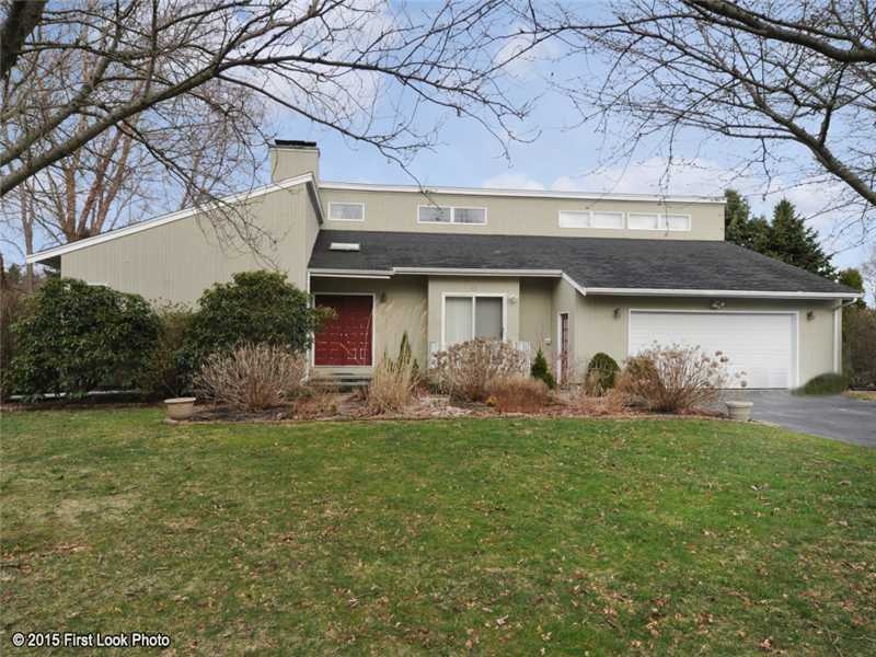 15 J h Dwyer Dr, Middletown, RI 02842 - photo 1