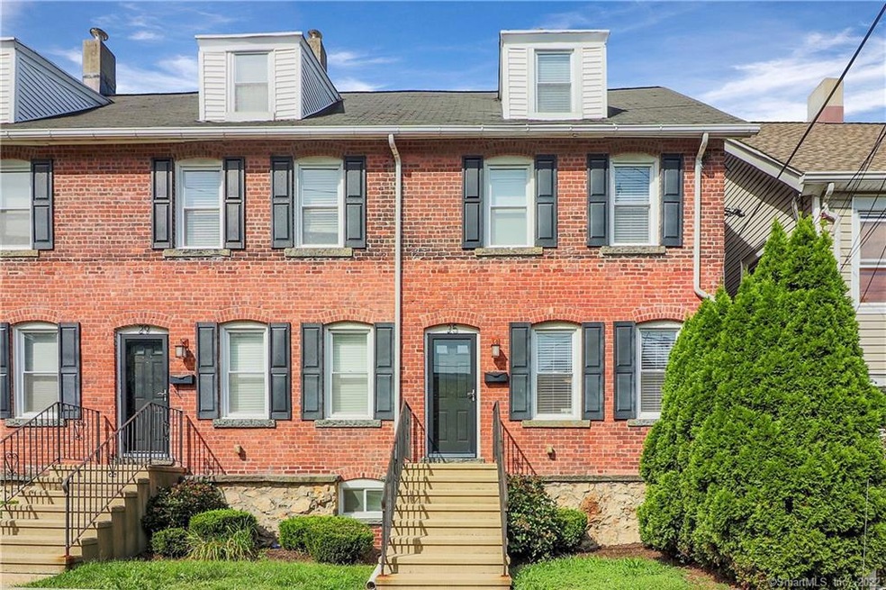 Sold $355,000 • Co-Listing Agent