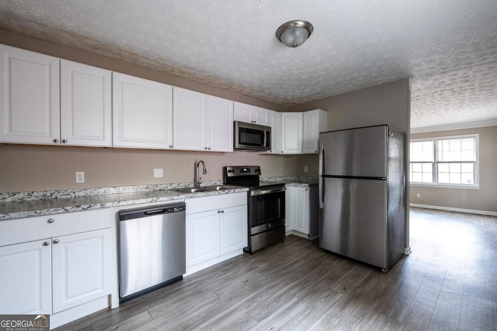 For Rent $1,250/month