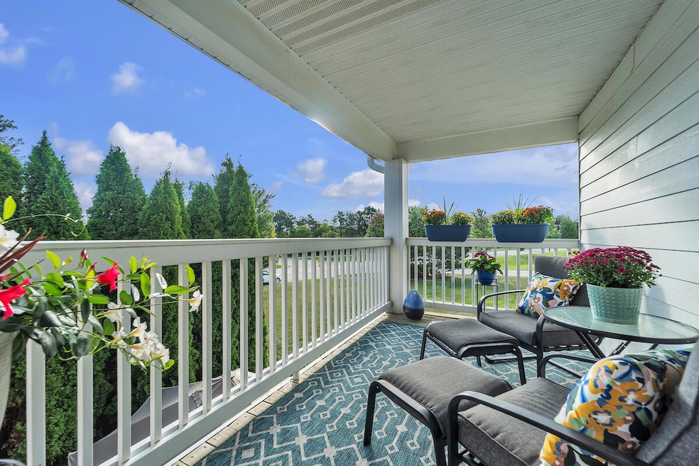 927 Lannon Terrace unit 1605, Mount Pleasant, WI 53406 - photo 1