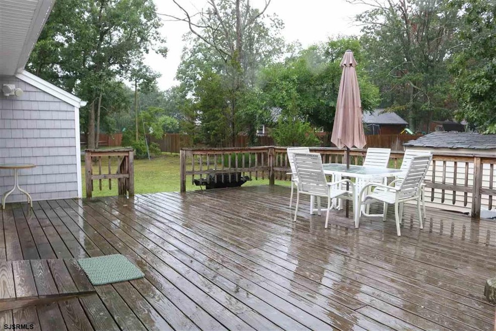 411 Hanthorn St, Mays Landing, NJ 08330 - photo 1