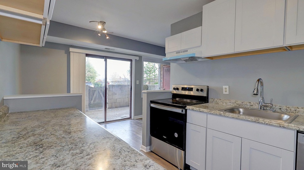 6441 Richmond Hwy unit 103, Alexandria, VA 22306 - photo 1