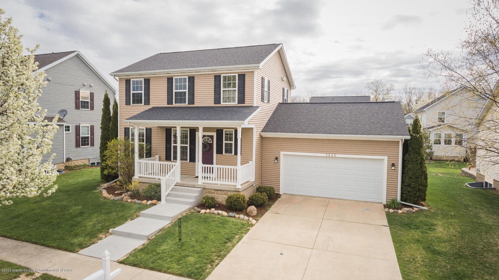 3848 Caracara Ln