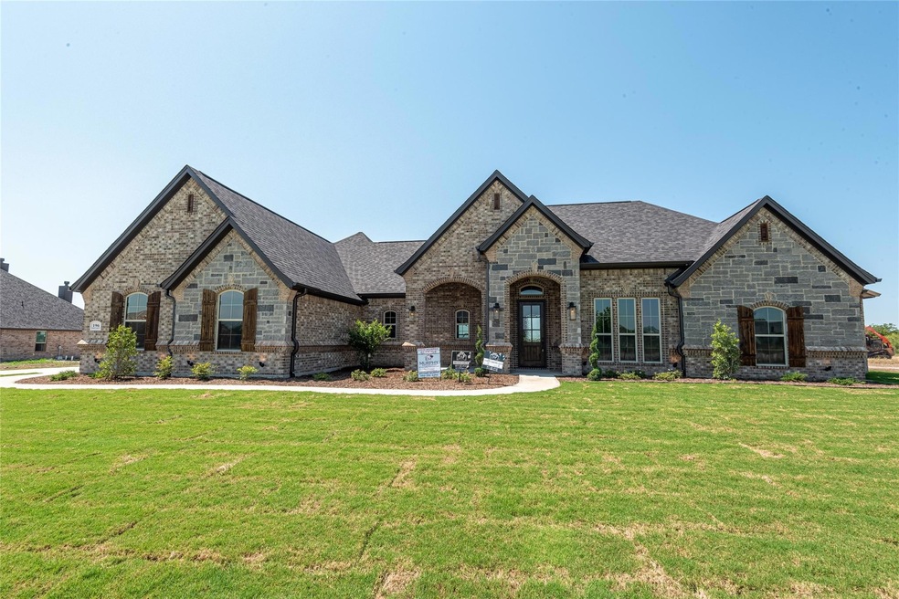 196 Santa Lena Ct, Decatur, TX 76234 - photo 1