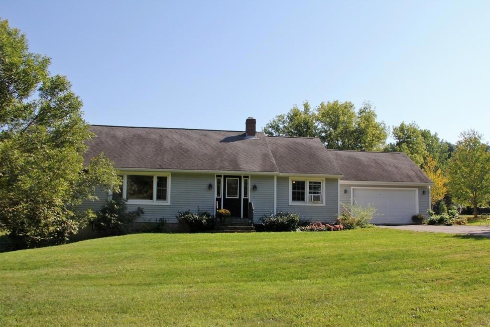 79 Pleasant St, Yarmouth, ME 04096 - photo 1