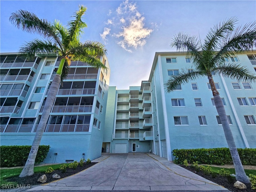 345 Mango St unit 505, Fort Myers Beach, FL 33931 - photo 1