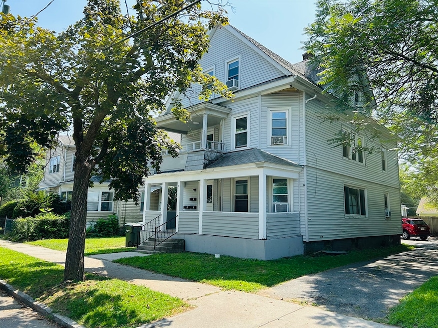 31 Denton Cir, Springfield, MA 01104 - photo 1