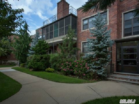 unlisted-address, Cedarhurst, NY 11516 - photo 1