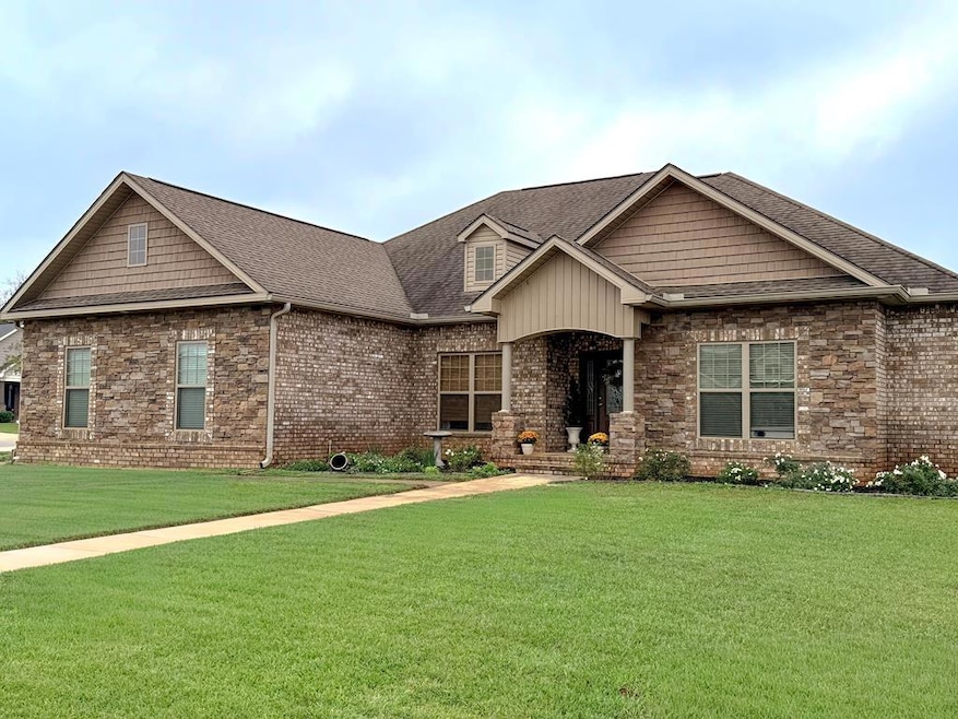 349 Madison Ave, Enterprise, AL 36330 - photo 1