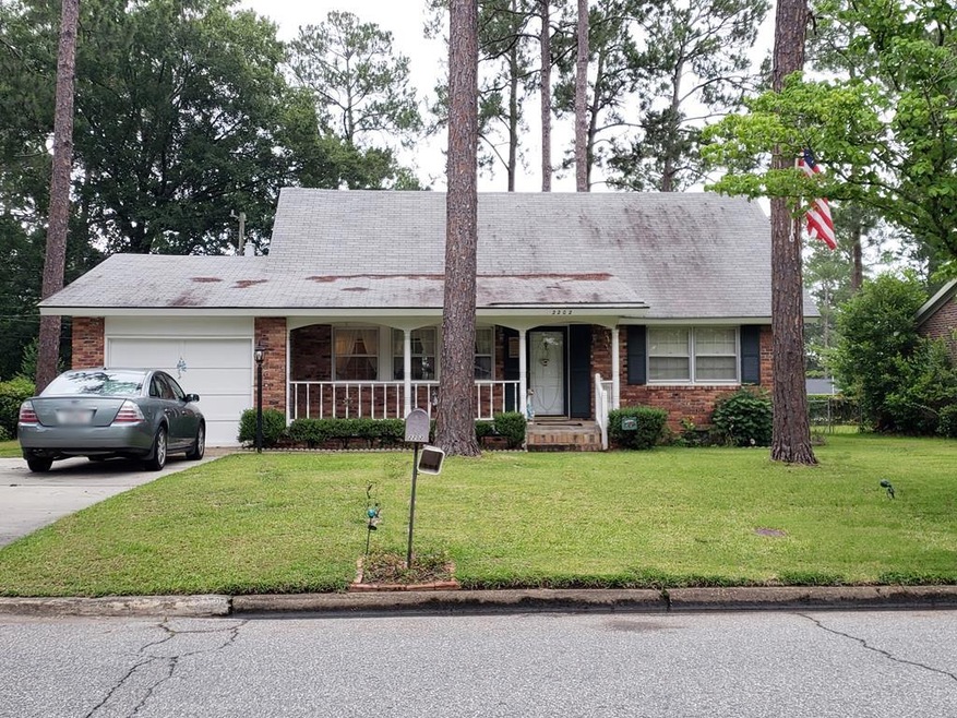 2202 Lullwater Rd, Albany, GA 31707 - photo 1