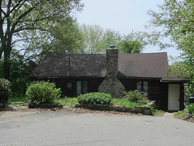 8 Club House Cir, Oakdale, CT 06370 - photo 1