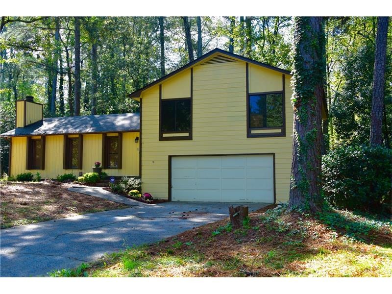 2461 Horseshoe Bend Rd SW, Marietta, GA 30064 - photo 1