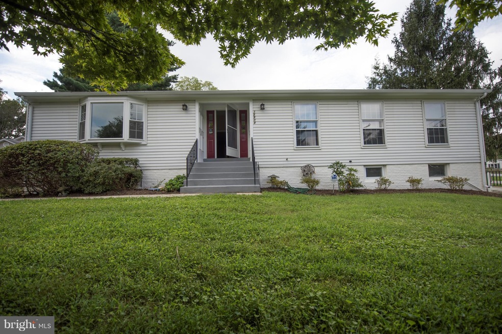 15908 Joyce Ln, Laurel, MD 20707 - photo 1