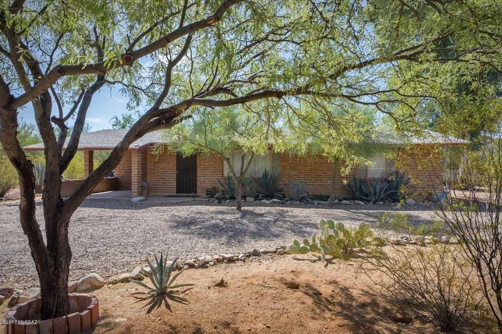 2120 E Prince Rd, Tucson, AZ 85719 - photo 1