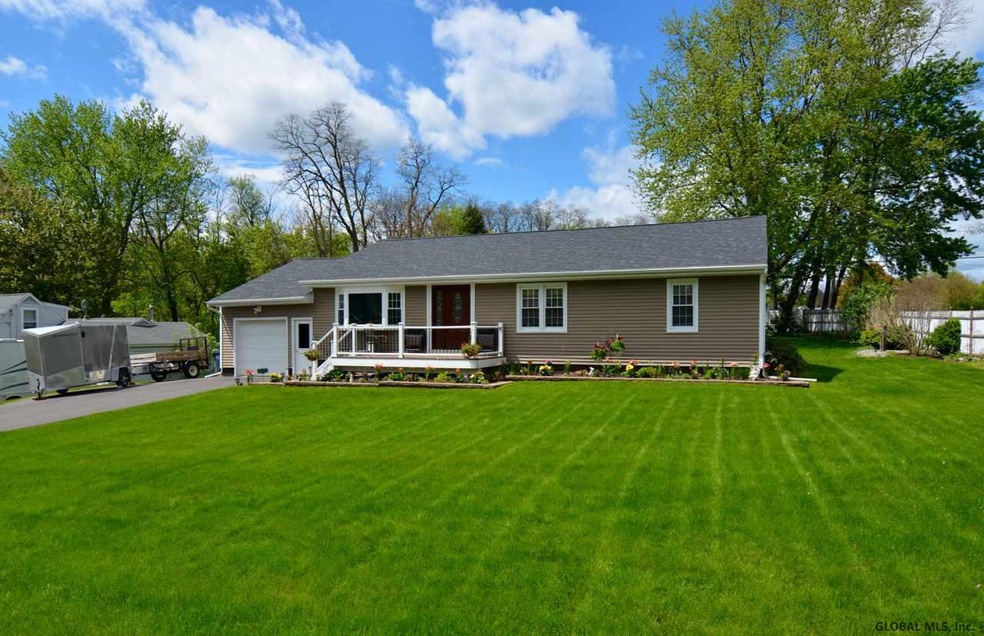 17 Shaker Dr, Albany, NY 12211 - photo 1