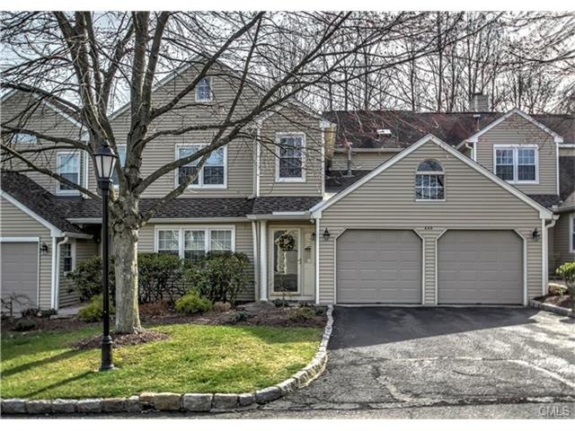 446 Pitkin Hollow with attached two gar garage