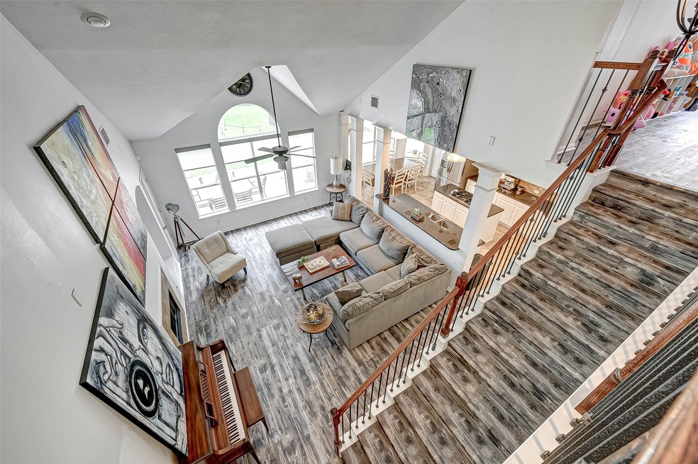 74 W French Oaks Cir, Spring, TX 77382 - photo 1