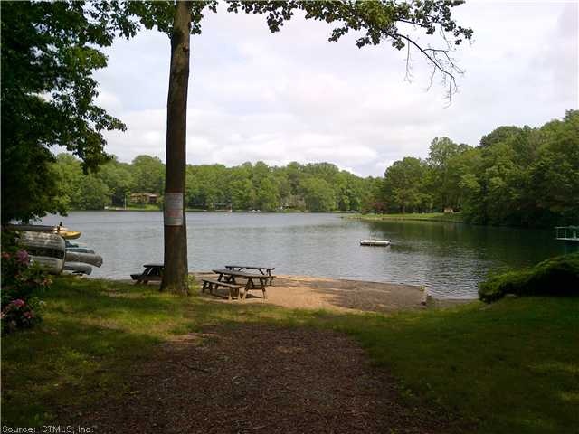 11 Driftwood Ln, Trumbull, CT 06611 - photo 1
