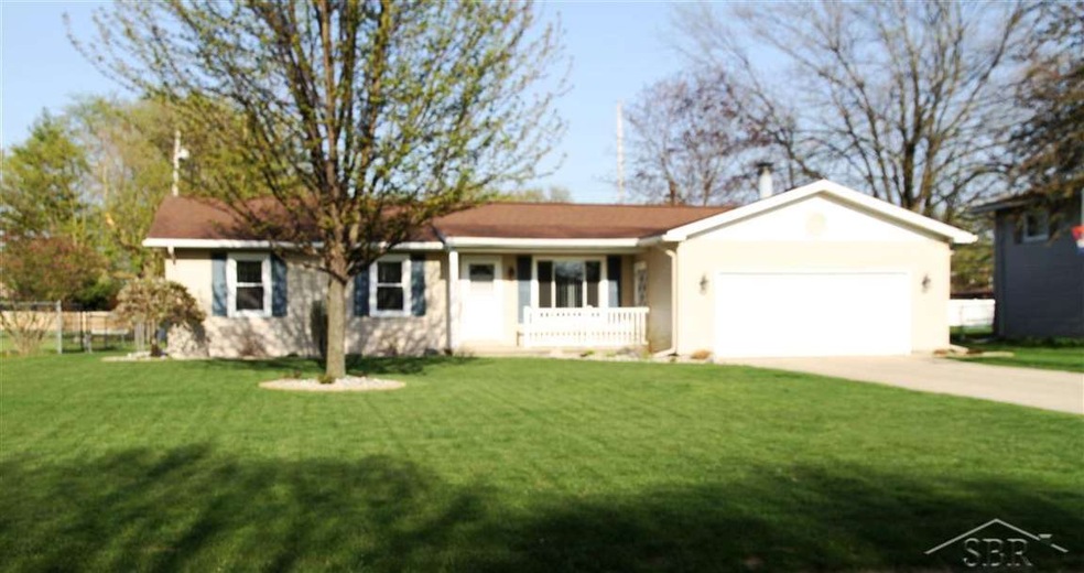 Nicely updated 3 bedroom home.with new windows.