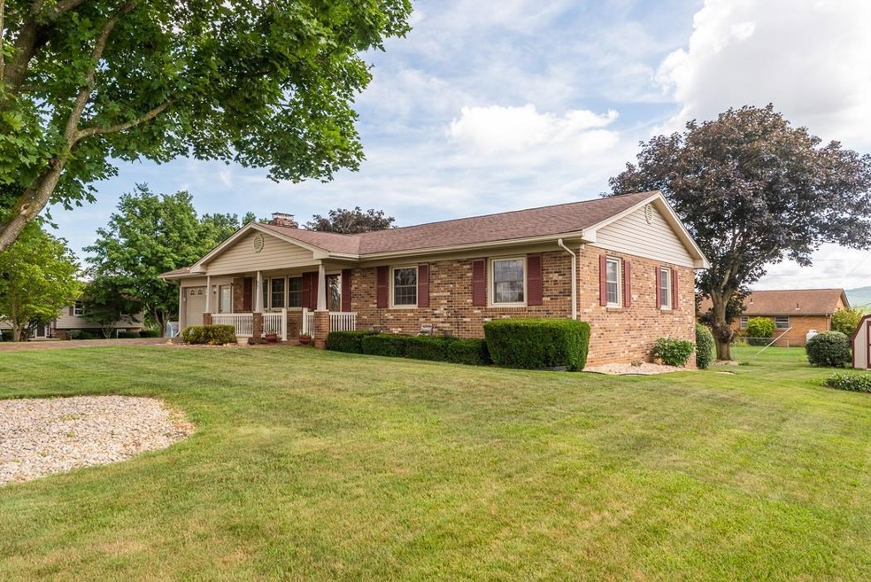 57 Skyline Ave, Stuarts Draft, VA 24477 - photo 1