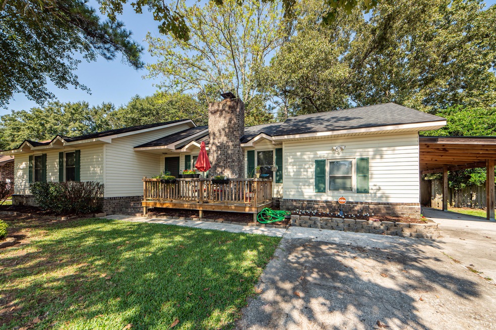 1002 Highland Pines Front
