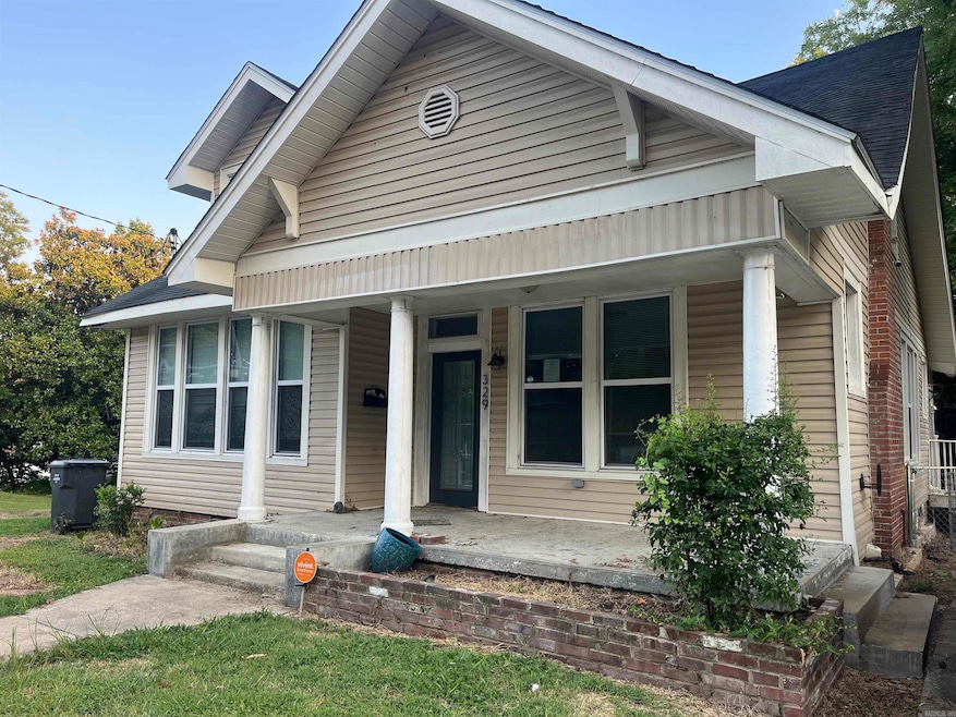 329 E Nettleton Ave, Jonesboro, AR 72401 - photo 1