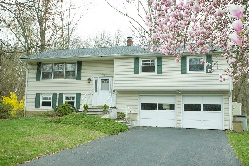 27 Brookside Place, Livingston, NJ 07039 - photo 1
