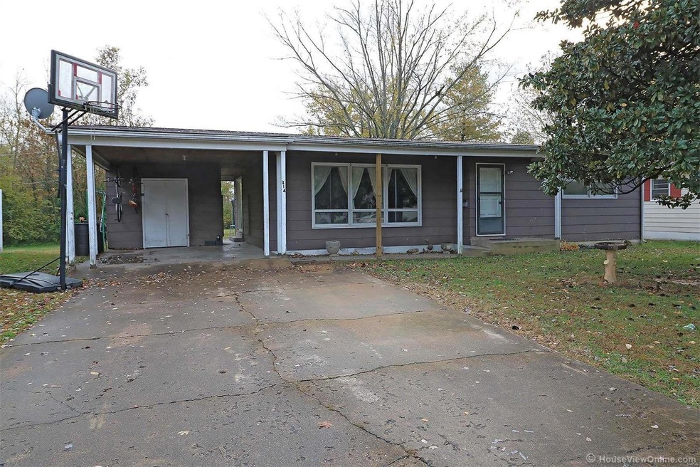 314 Aldergate St, Farmington, MO 63640 - photo 1