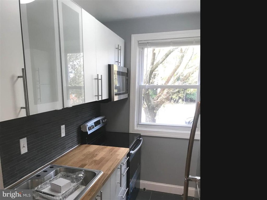 4000 E St SE unit 202, Washington, DC 20019 - photo 1