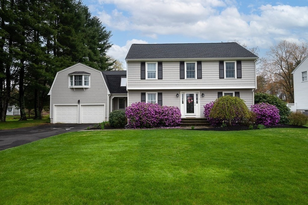 6 Reservoir Dr, Southborough, MA 01772 - photo 1