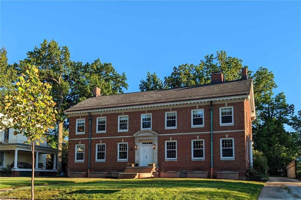 Edgewater Drive Masterpiece