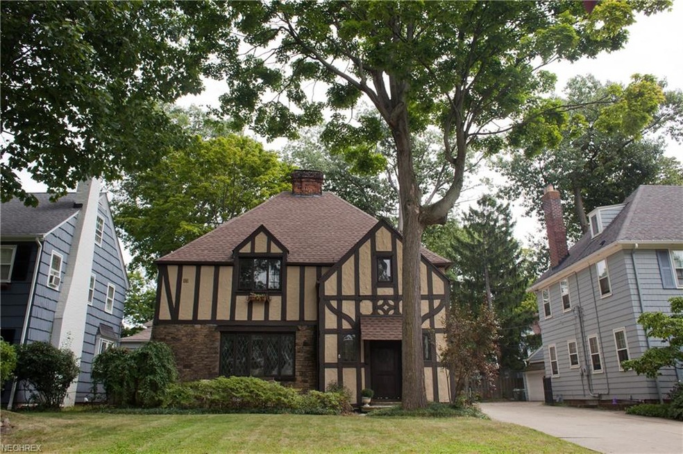 Welcome to 3305 Grenway Road located in the heart 