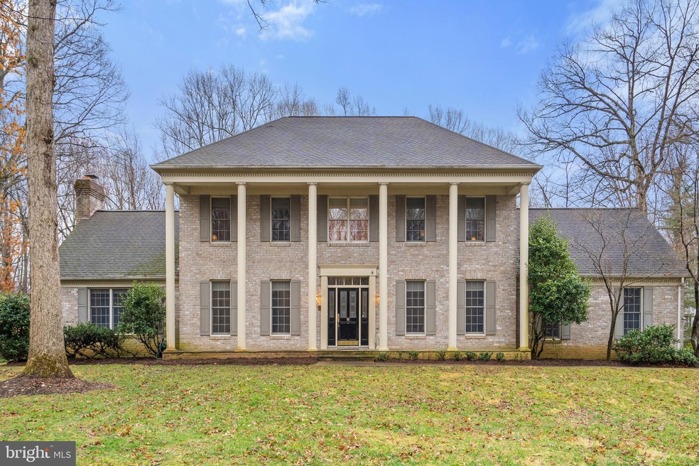 6739 Heritage Place, Warrenton, VA 20187 - photo 1